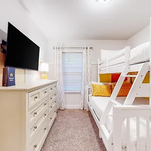 Sunshine's Sanctuary Holiday home