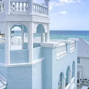 Castle By The Sea Holiday home